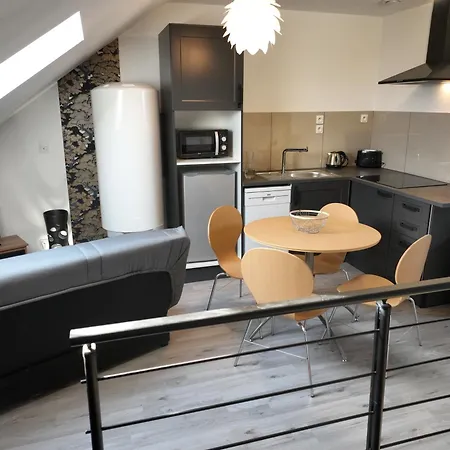Apartment Cosy En Avec 2 Places De Parking Privees Interieur Beuvrages